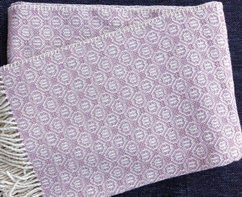 Click to see close-up Single Rosenkransen blanket in rose
