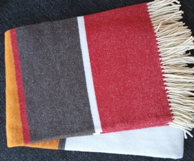Click to see close-up single_red_grey_carrot
